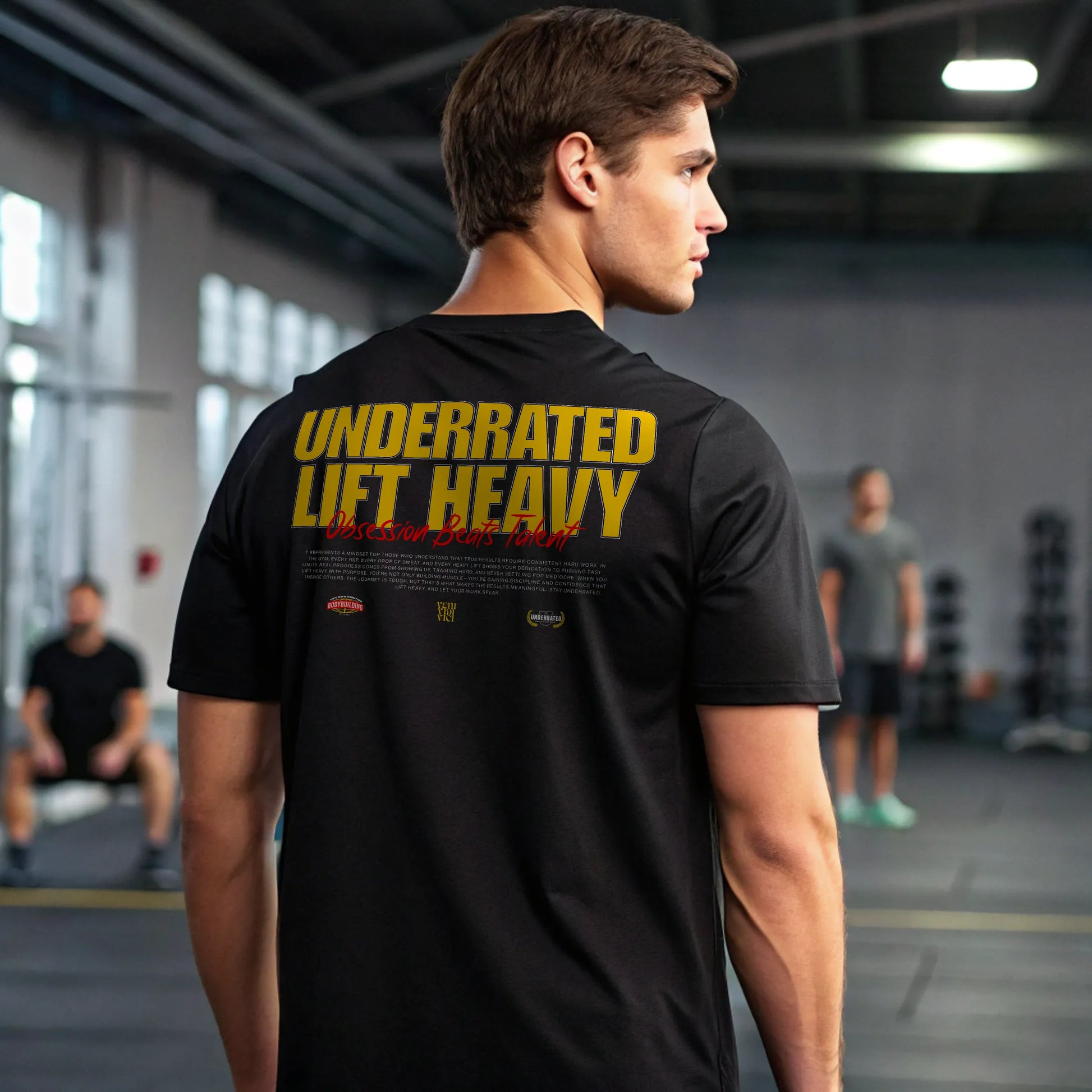 Camiseta ancha UNDERRATED LIFT HEAVY EN UNDERRATED.ES