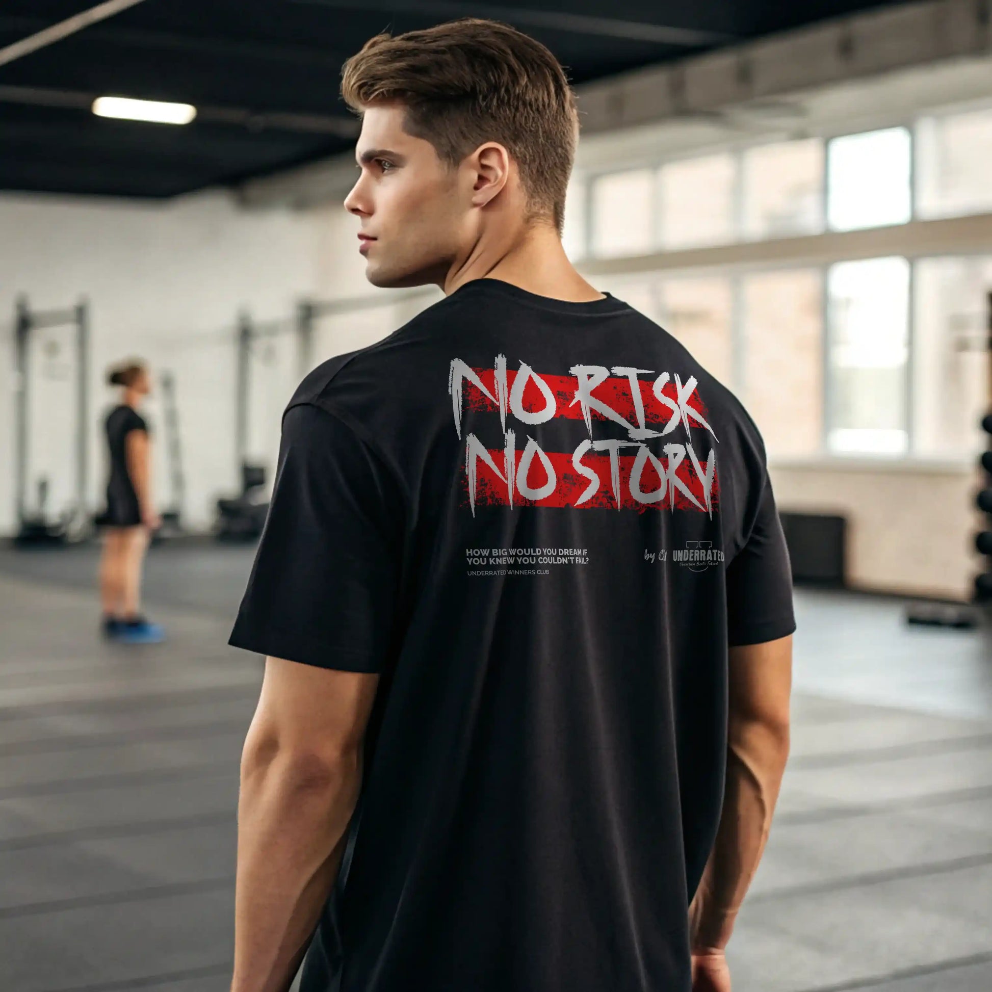 Camiseta oversize NO RISK NO STORY en underrated.es