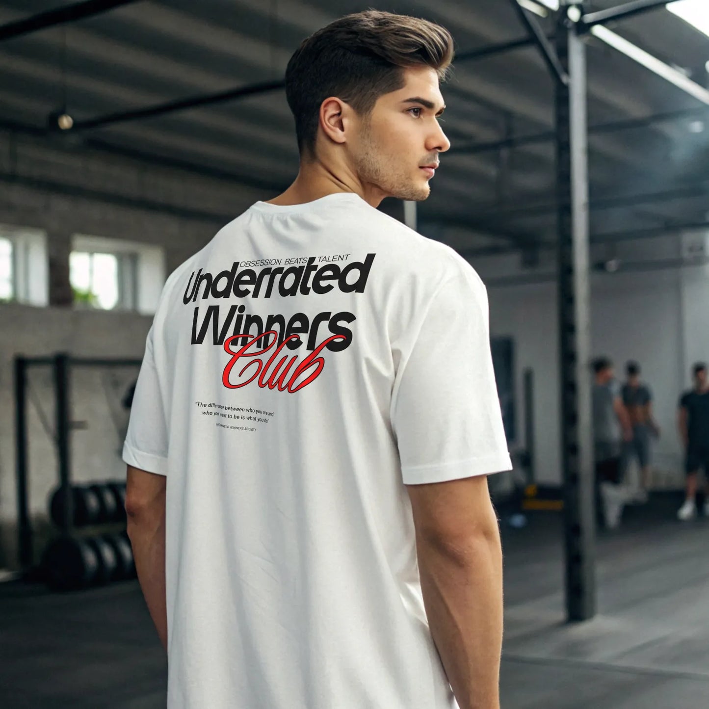 Camiseta oversize UNDERRATED WINNERS CLUB