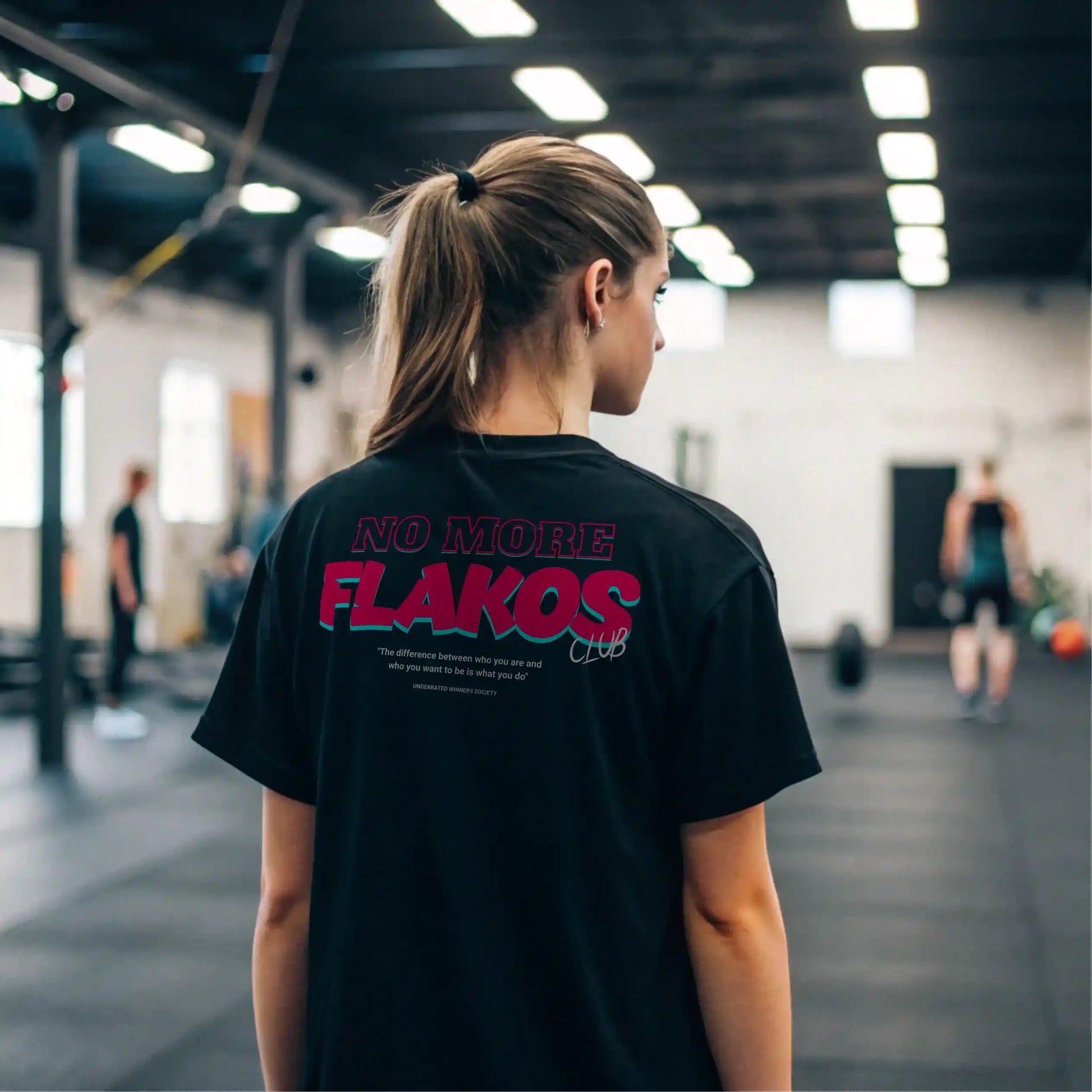 Camiseta oversize mujer NO MORE FLAKOS en Underrated.es