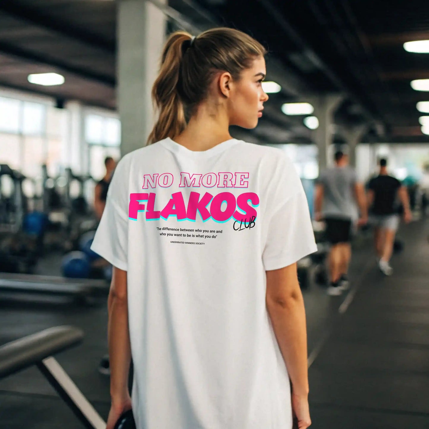 Camiseta oversize mujer NO MORE FLAKOS en Underrated.es