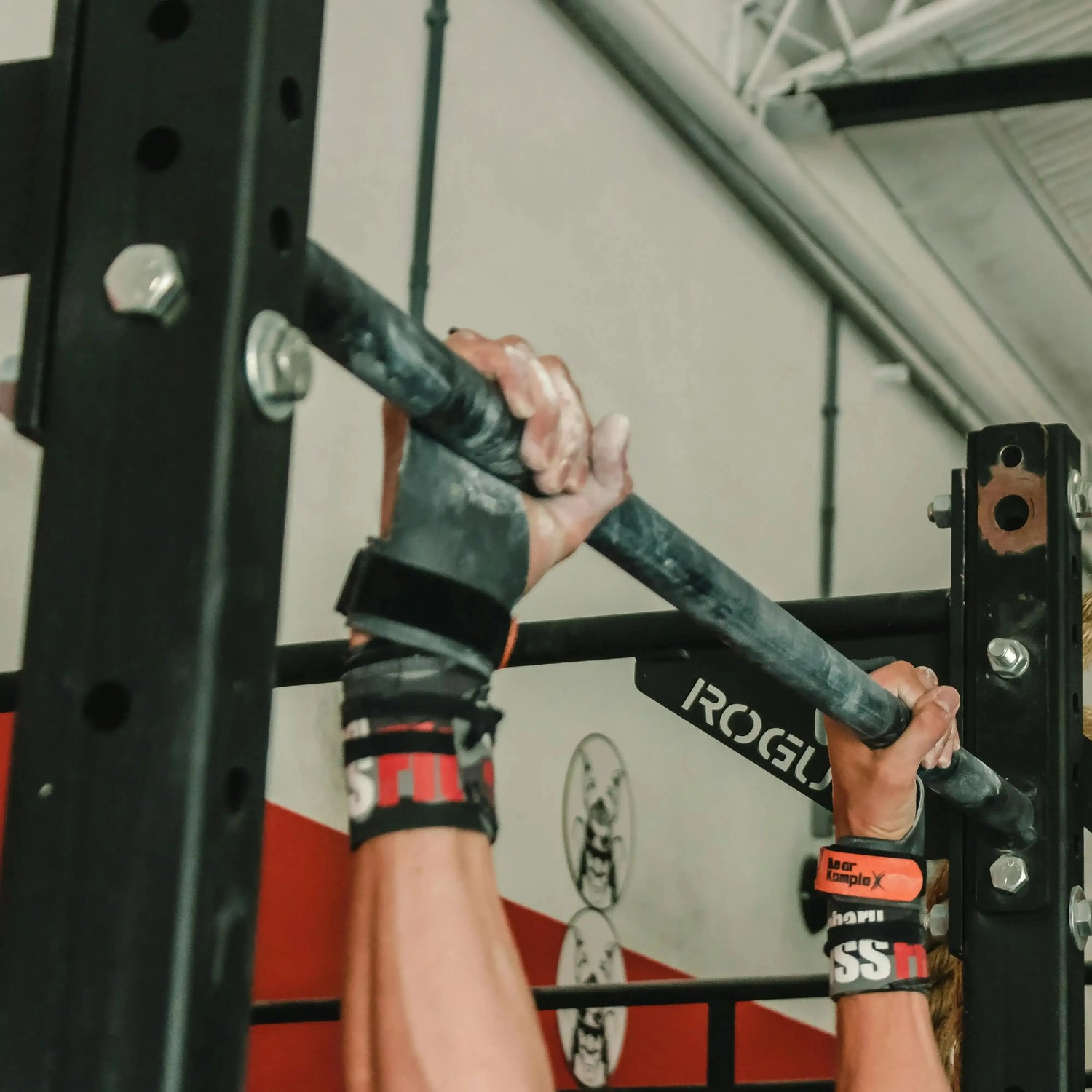 Lleva tu entrenamiento al siguiente nivel con las camisetas de crossfit hombre en Underrated.es