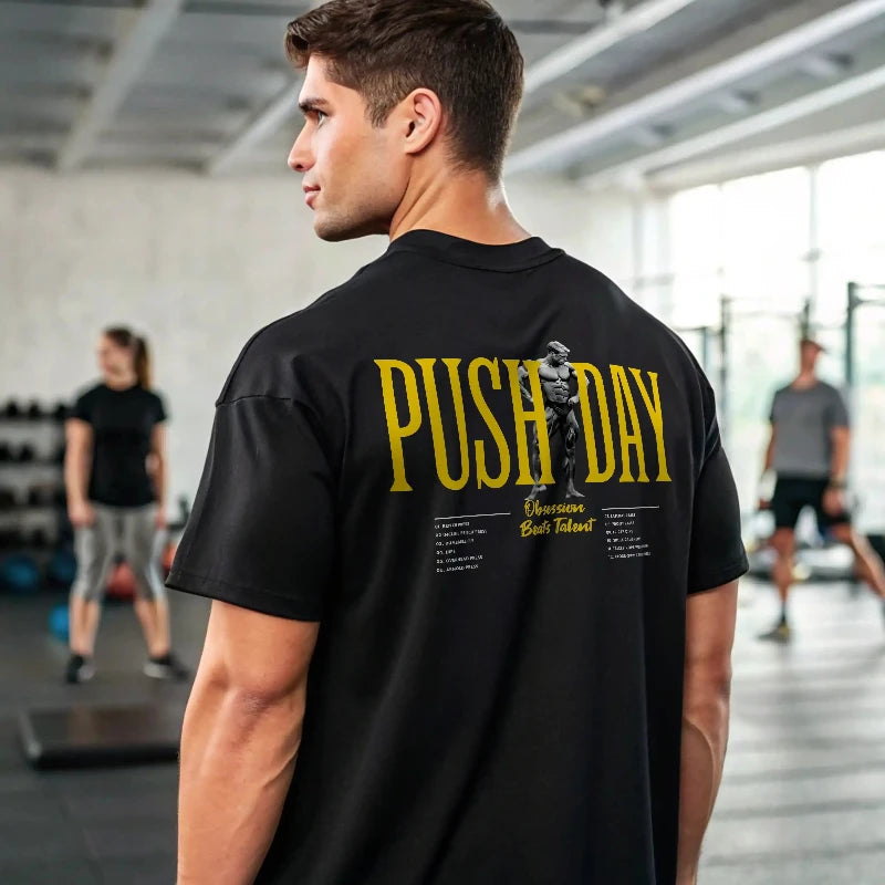 PUSH DAY CAMISETA OVERSIZE GYM DE UNDERRATED