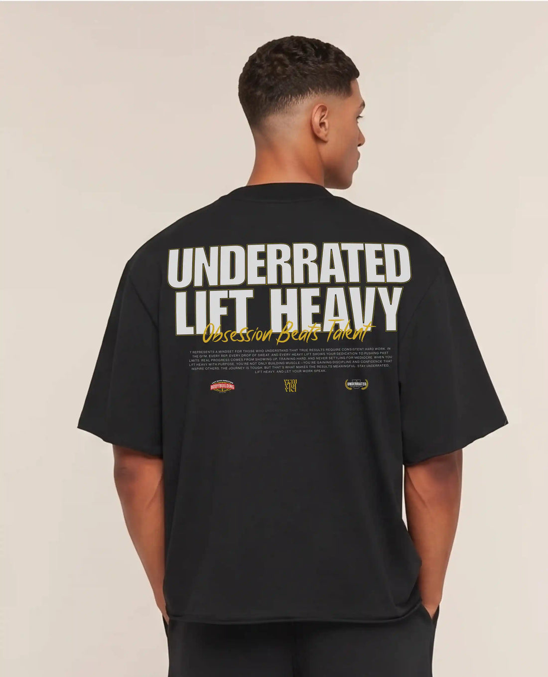 CAMISETA OVERSIZE GYM UNDERRATED LIFT HEAVY