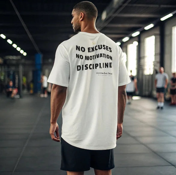 CAMISETA OVERSIZE GYM NO EXCUSES NO MOTIVATION DISCIPLINE