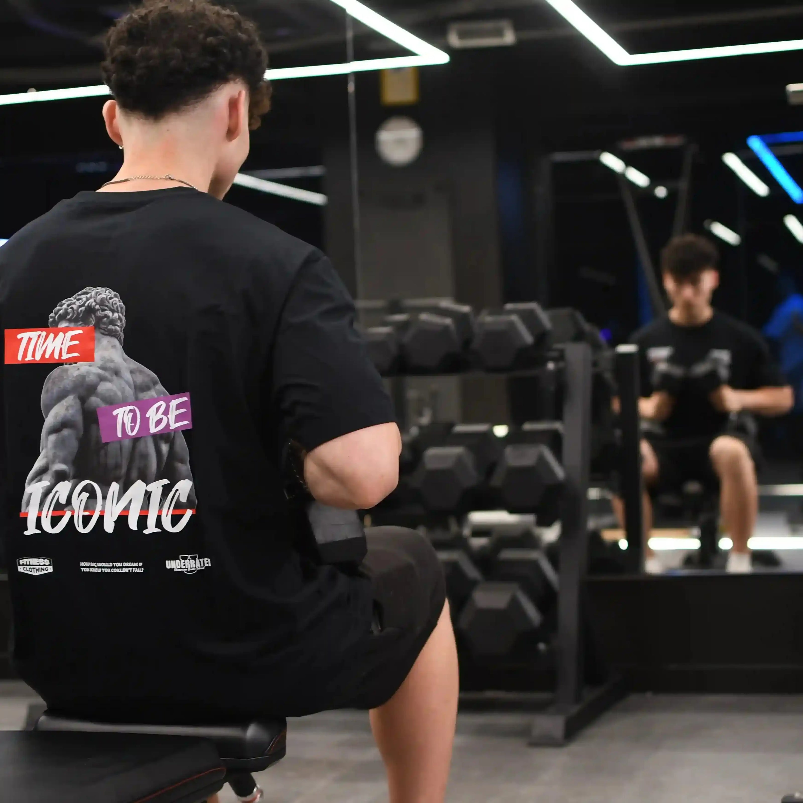 Camiseta oversize gym TIME TO BE ICONIC en underrated.es