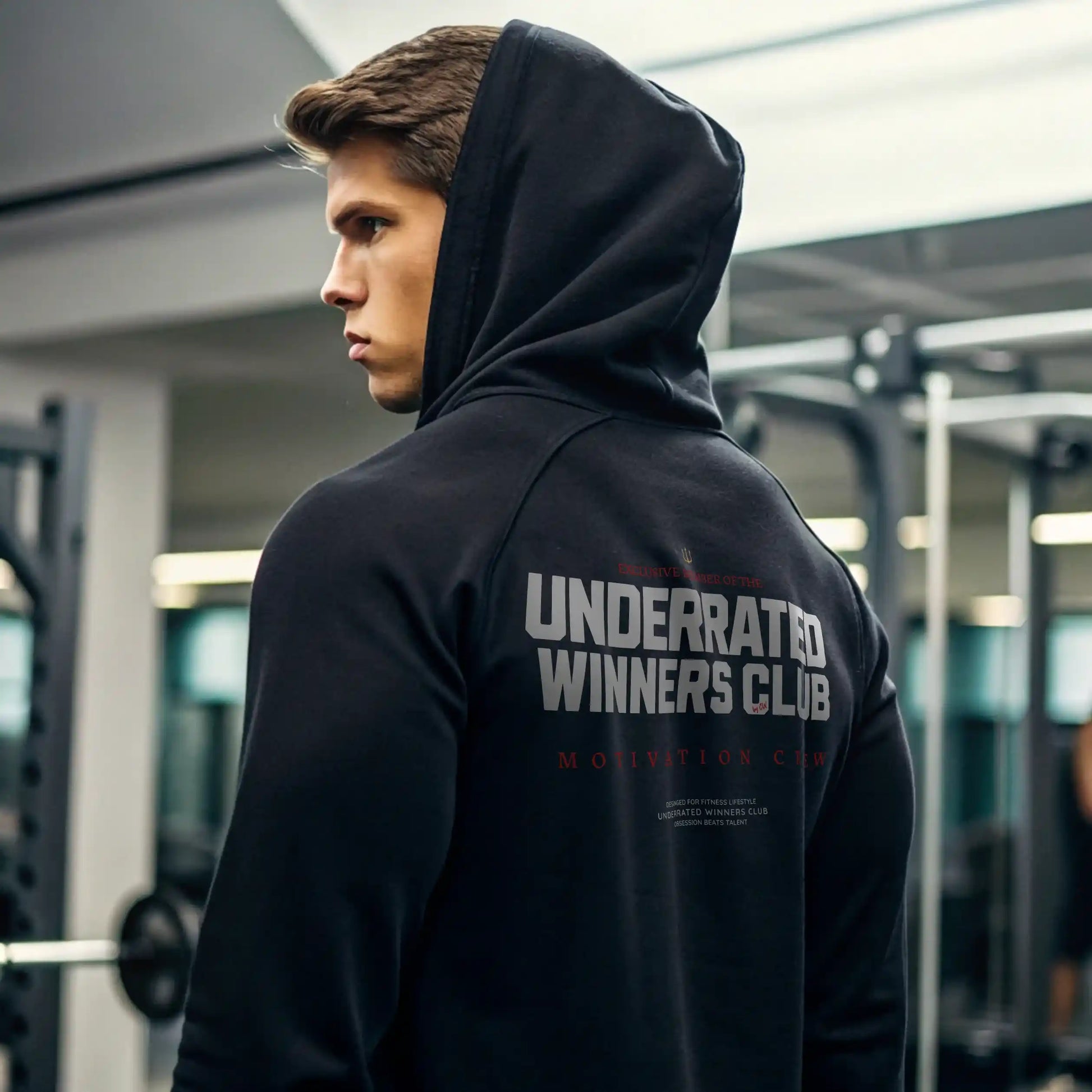 Sudadera gym UNDERRATED WINNERS CLUB BLACK en Underrated.es