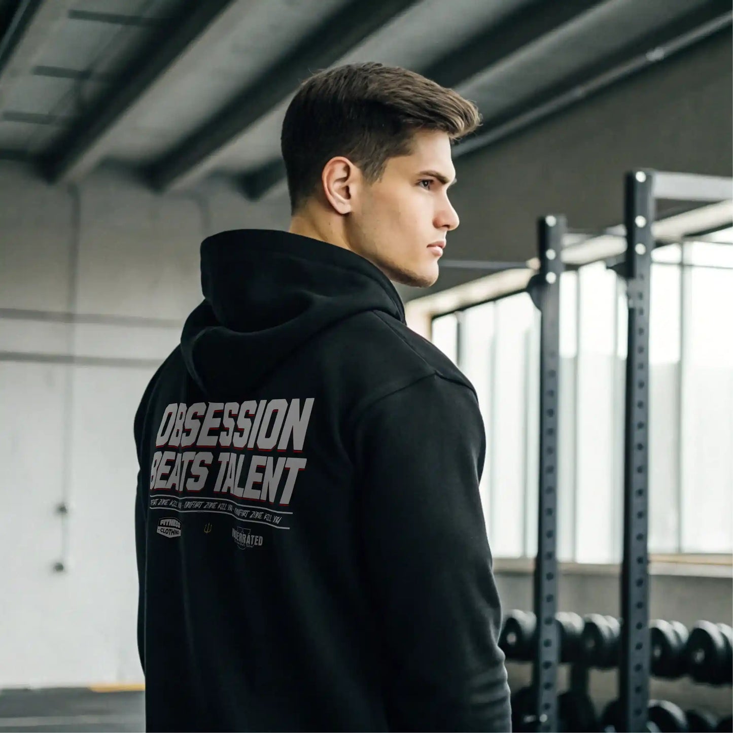 Sudadera gym negra OBSESSION BEATS TALENT EN UNDERRATED.ES